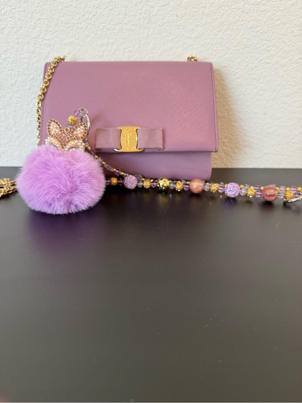 Authentic Salvatore Ferragamo Vara Bow Lilac leather clutch/crossbody - Picture 14 of 16